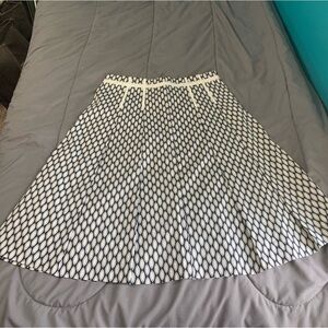 Gap Skirt Size 4  Woman Knee Length Casual Stretch Pleated Side Zip A-Line Flare